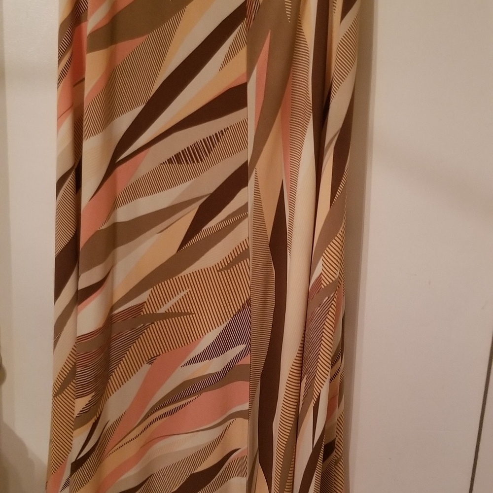 Long multi color skirt, excellent condition